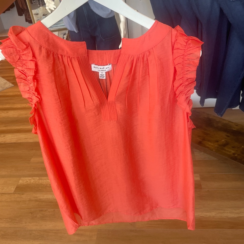 Current Air Sleeveless Blouse